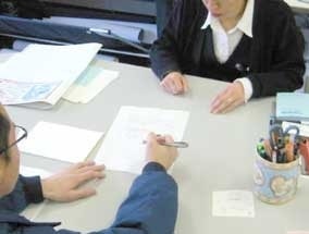 のぼり旗デザイン打合せの様子